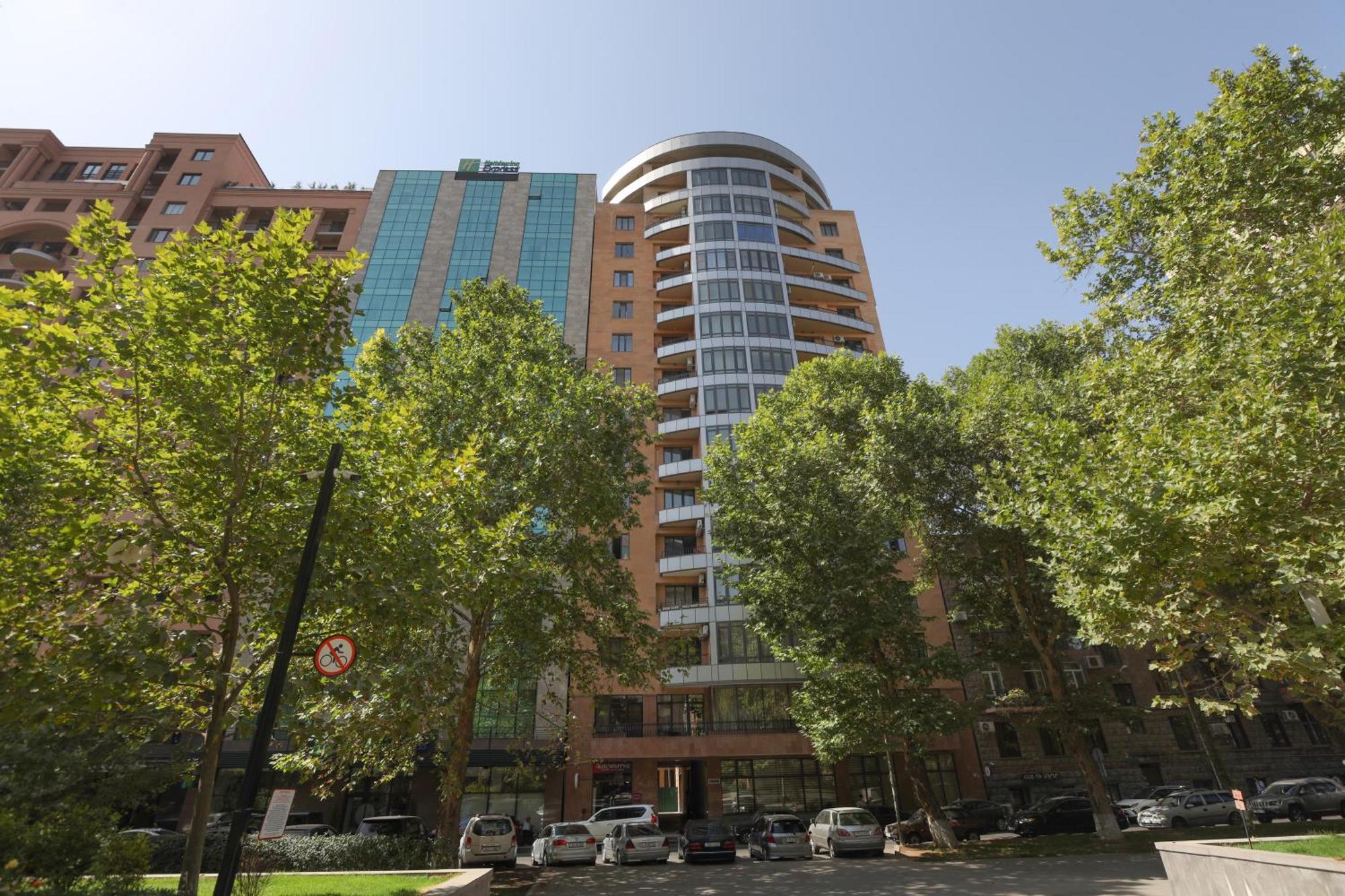 Apartment On Buzand Street 97