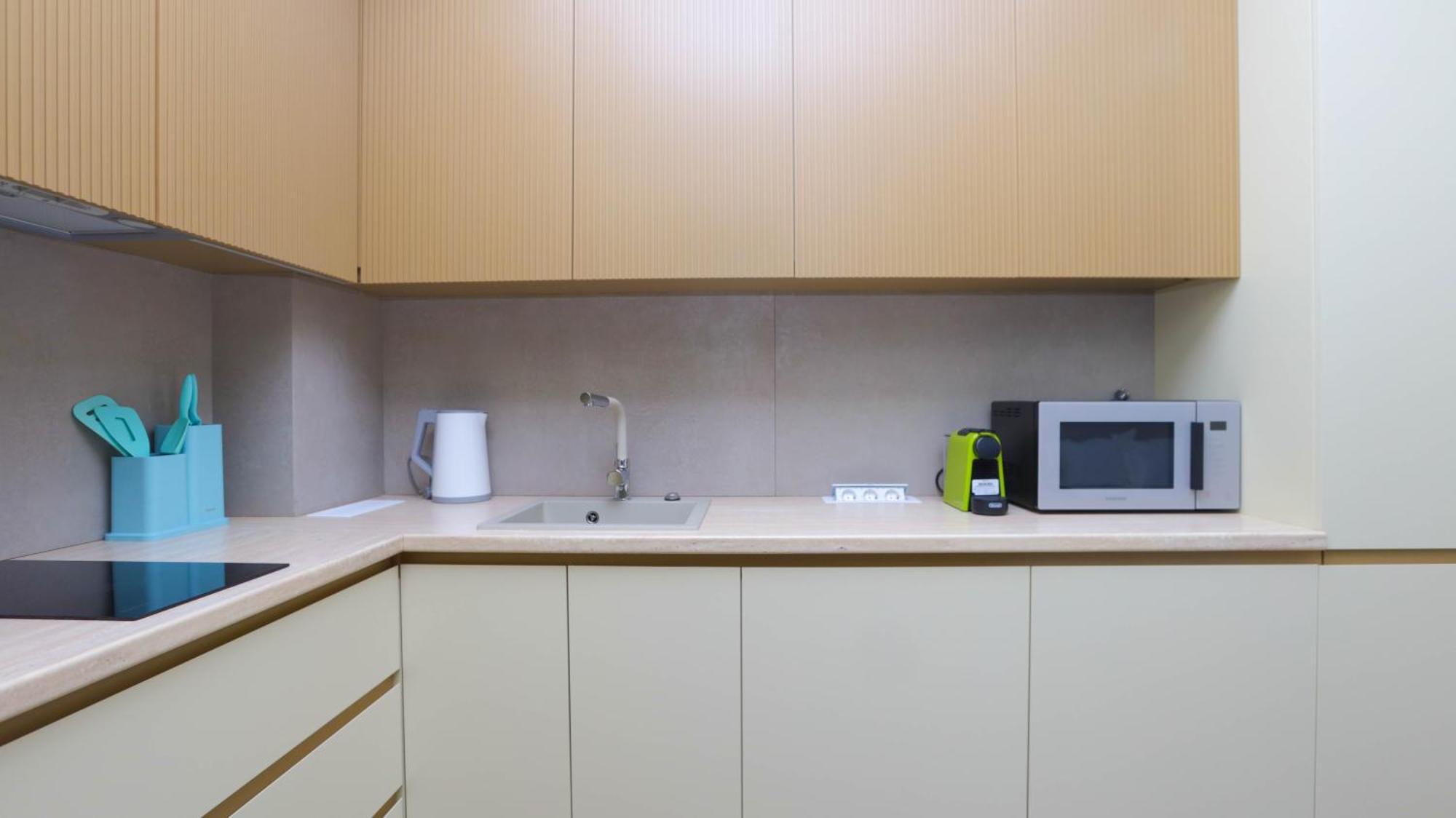 On Buzand Street 97 Apartment
