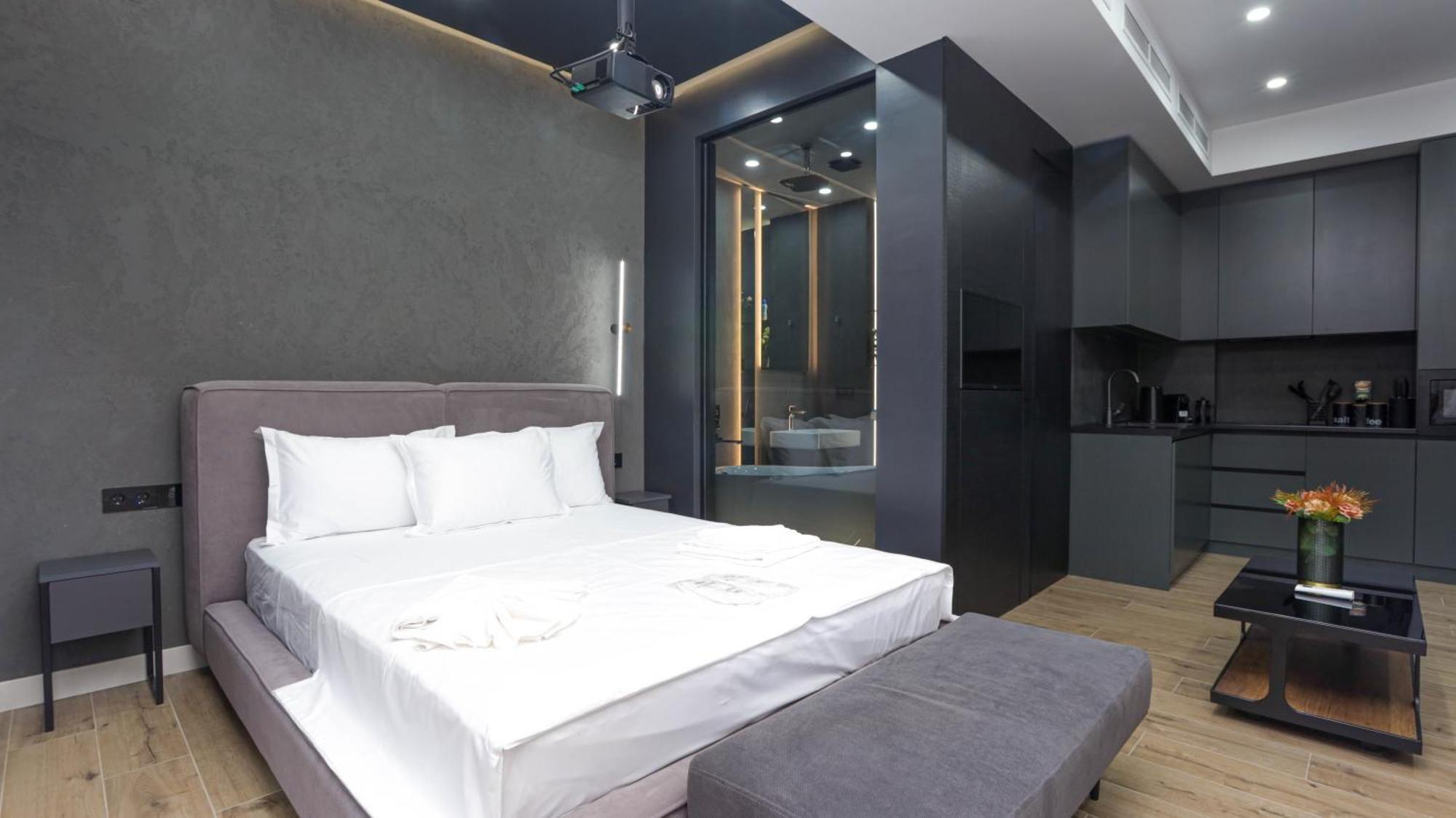 On Buzand Street 97 Apartment